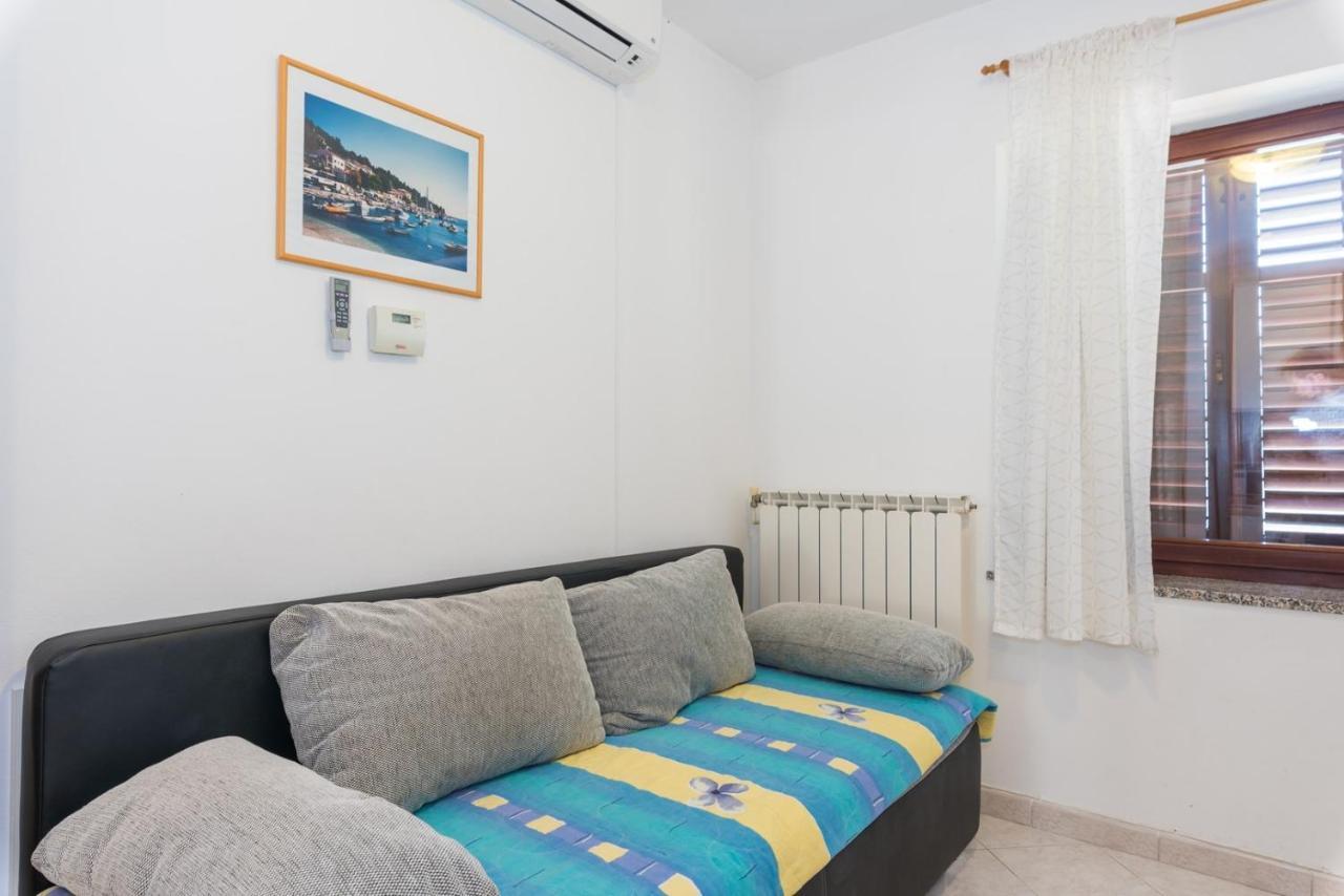 Apartments Villa Adria Рабац Номер фото